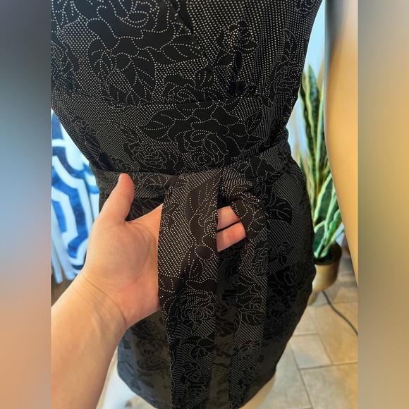 Mossimo Black Midi Dress with White Floral Design Size Medium - Picture 6 of 10